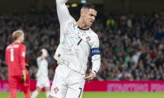 多家葡媒：C罗已获准离开国家队，足协希望他下轮观战