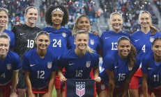 对于USWNT的前景来说，在海耶斯最终入选美国国家队之前，要么现在，要么永远不会给人留下深刻的印象