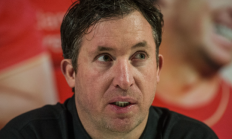 福勒：红军已退出英超冠军争夺，他们签了太多不适合斯洛特的球员